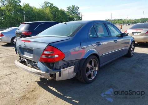 2005 Mercedes-Benz E 320 из США, поврежденный, VIN WDBUF65J15A668166